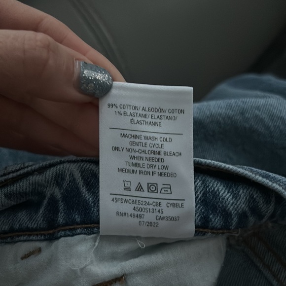 ✨Joe’s (EUC) Denim Medium Hight Rise Size 28✨ - Picture 7 of 7